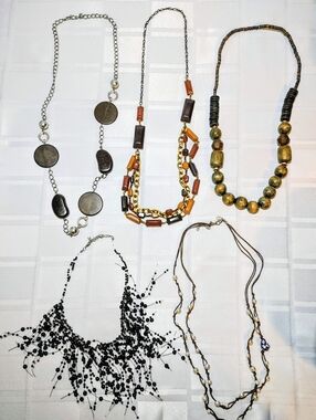 Women's Necklace Set of 5 in Brown, Black, and Gold Tones